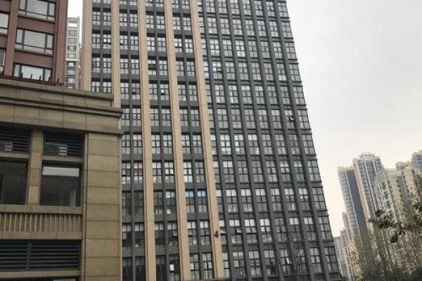 成都华润万象星座附近有地铁口吗